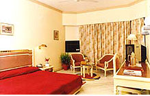 Deluxe Room :: Hotel Hillock